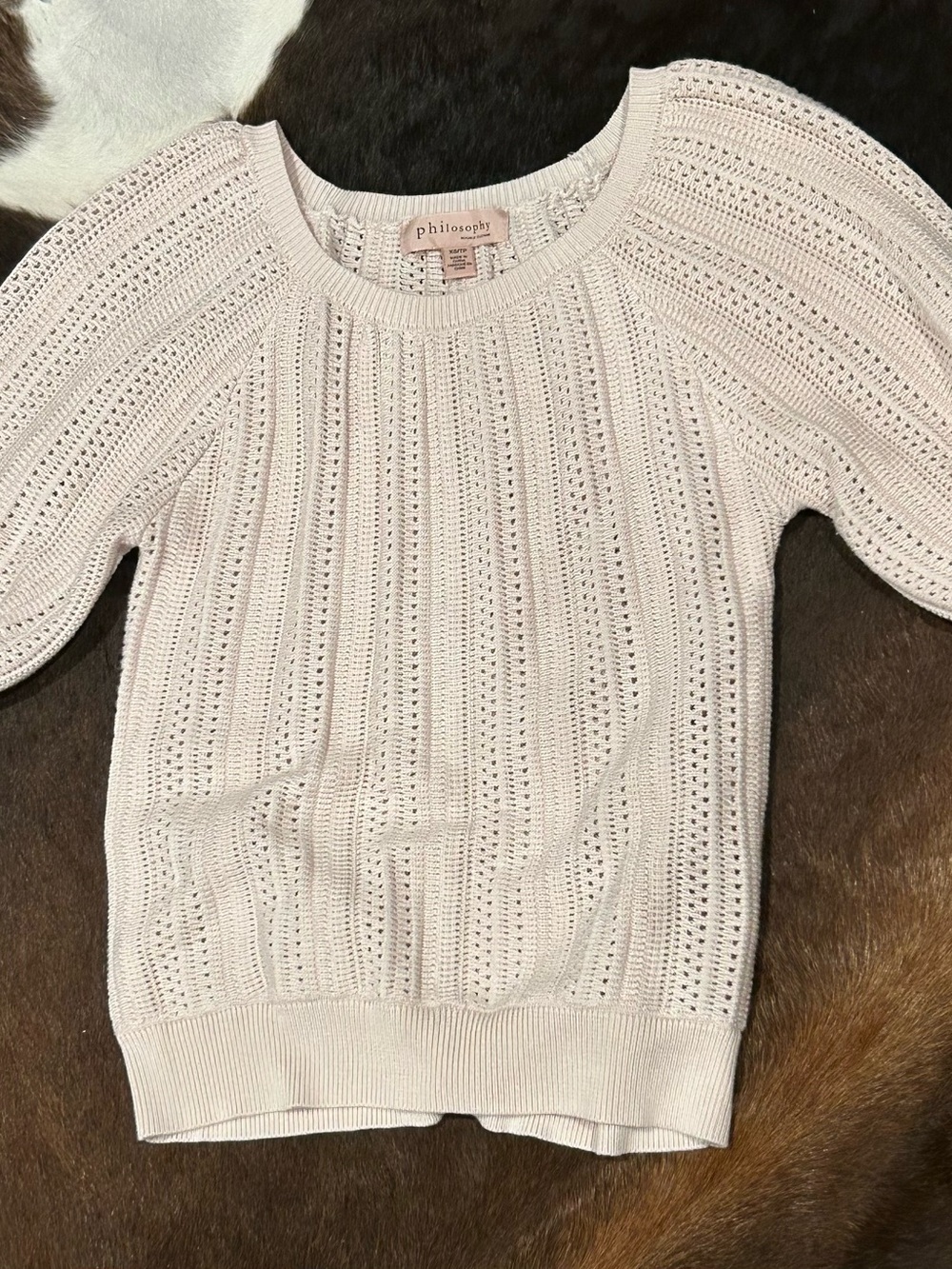 Philosophy Lightweight Open-Knit Short Sleeve Sweater in Pale Pink